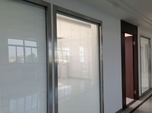 雞西5（6）mm+19A+5（6）mm內(nèi)置百葉中空